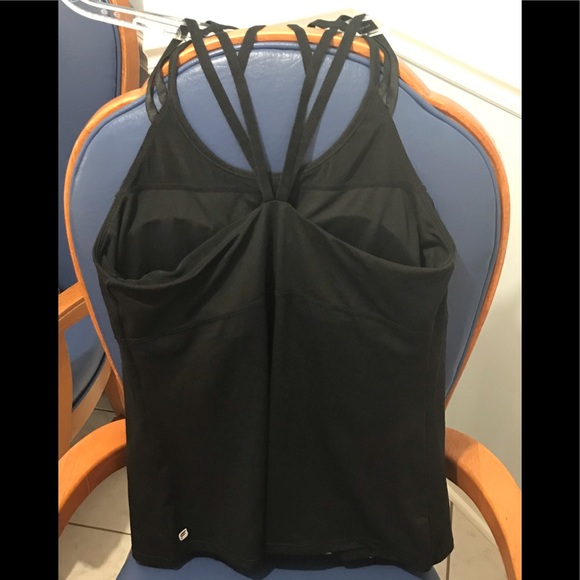 Fabletics Arianna tank - Picture 5 of 14